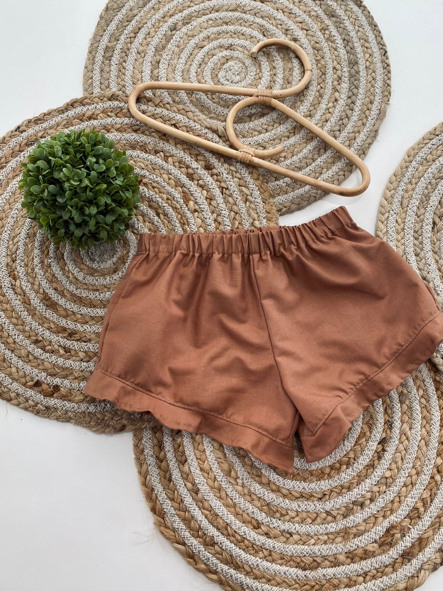 Ruffle Short in Fall