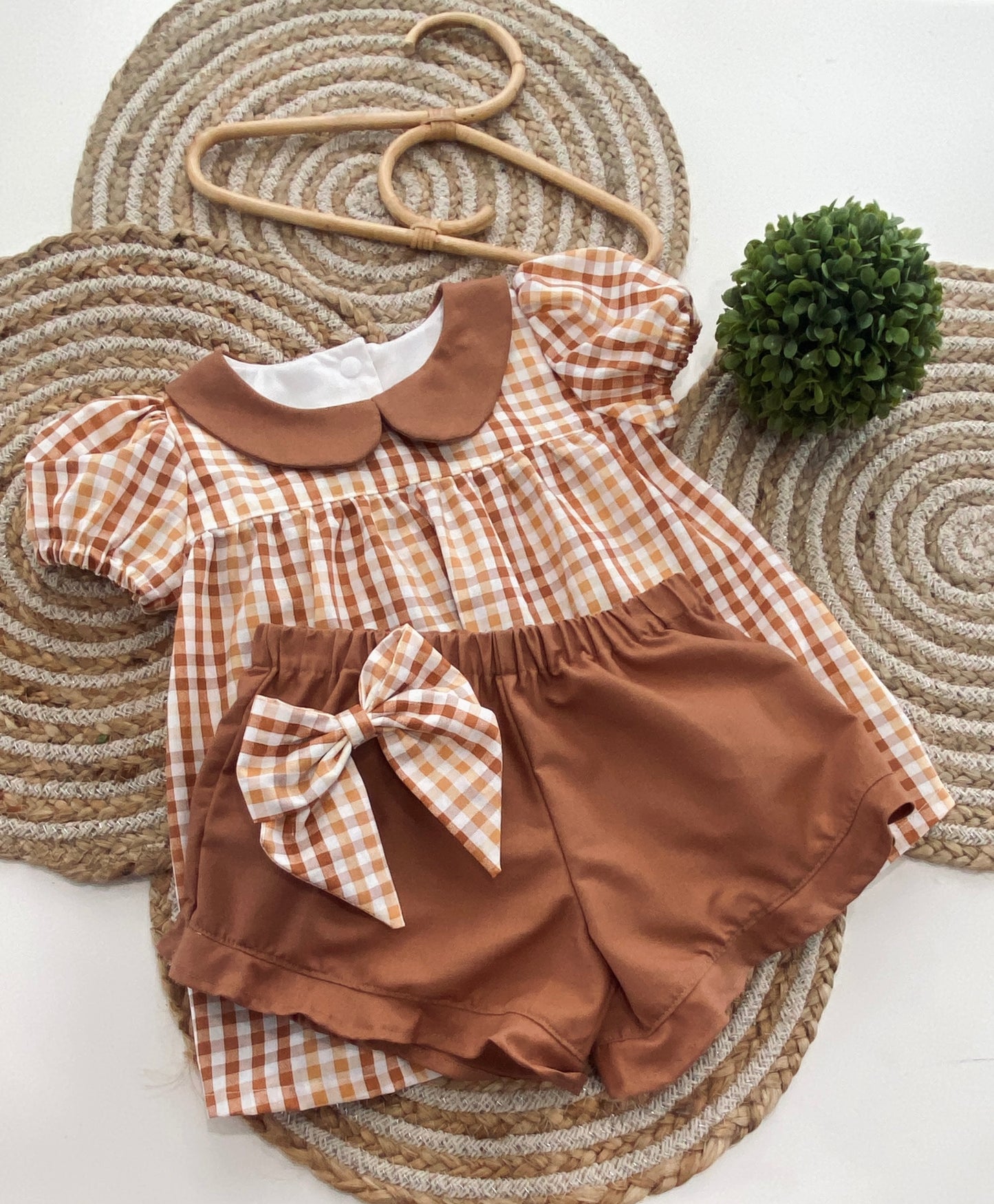 Ruffle Short in Fall